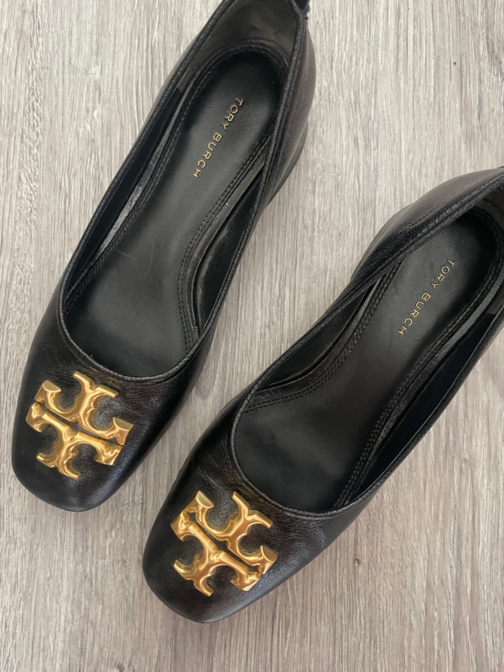 Tory Burch Eleanor Leather Logo Pump | Size 6 | Black | Block Heel